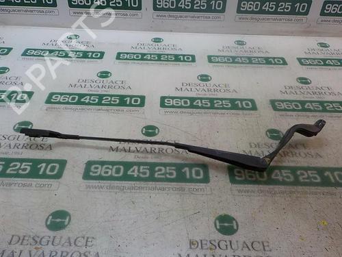 Used Front windshield wiper arm Front windshield wiper arm 4004208 4004208