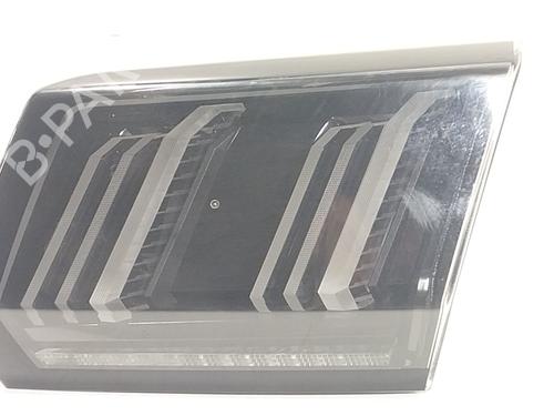 Used Right tailgate light Right tailgate light PEUGEOT 3008 II SUV (MC_, MR_, MJ_, M4_) Hybrid 180 (M4DGLU) (179 hp) 33325862 33325862