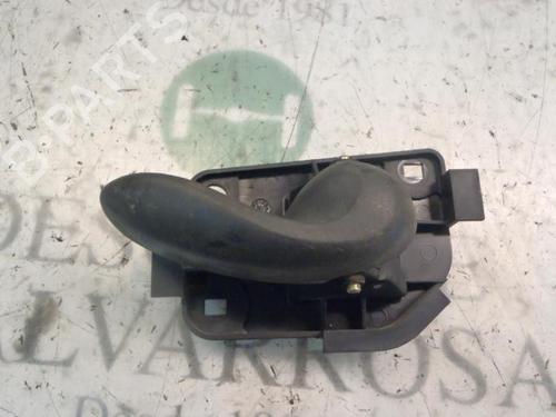 Used Front right interior door handle Front right interior door handle FIAT PUNTO (188_) 1.2 60 (188.030, .050, .130, .150, .230, .250) (60 hp) 3815891 3815891