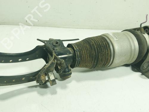 Używane Amortyzator przedni lewy PORSCHE CAYENNE (9PA) S 4.5 (340 hp) 31716997