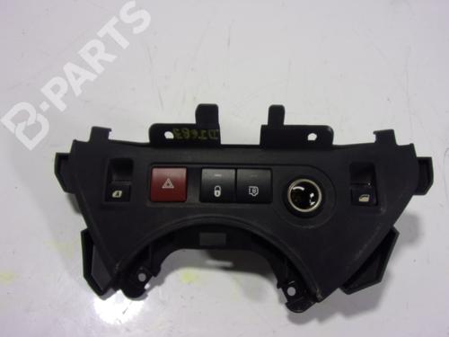 left-front-window-switch-peugeot-partner-box-bodympv-16-hdi-6490hq-2008-10934237 main image