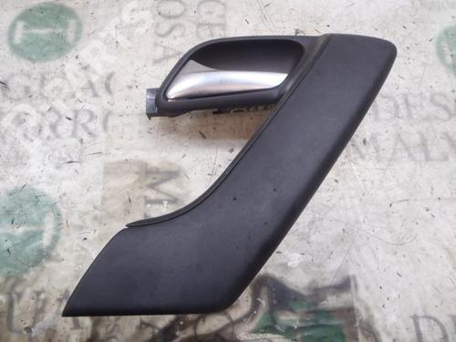 Used Rear left interior door handle Rear left interior door handle VW POLO V (6R1, 6C1) 1.2 TSI (90 hp) 4016278 4016278
