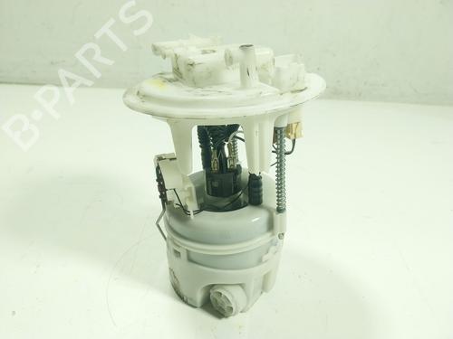 Used Fuel pump OPEL CORSA F (P2JO) 1.2 (68) (75 hp) 23526199