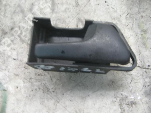 Used Front right interior door handle VW GOLF III (1H1) 2.0 (115 hp) 3750032
