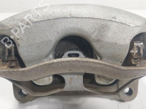 Used Right front brake caliper Right front brake caliper SEAT LEON Sportstourer (KL8, KLD) [2020-2026] 25045110 25045110
