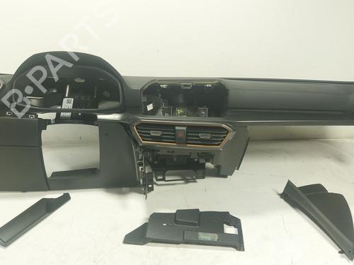 Used Dashboard SEAT LEON Sportstourer (KL8, KLD) [2020-2026]  32456037