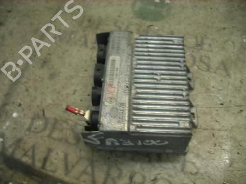 Used Engine control unit (ECU) Engine control unit (ECU) OPEL MOVANO A Van (X70) 2.5 D (FD) (80 hp) 4031972 4031972