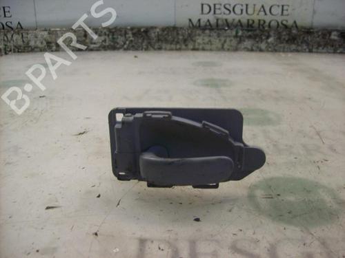Venstre foran invendig håndtak CITROËN XSARA PICASSO (N68) 1.6 HDi (90 hp) 3779673