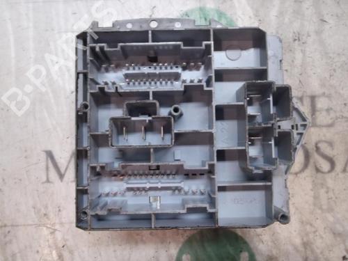 Caixa de fusíveis ALFA ROMEO GT (937_) 1.9 JTD (937CXN1B) | BP3822703E1 