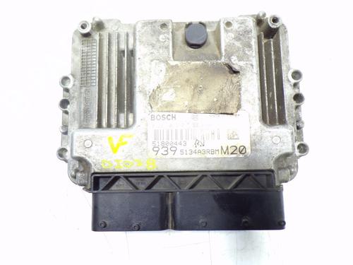Used Engine control unit (ECU) Engine control unit (ECU) ALFA ROMEO BRERA (939_) 2.4 JTDM 20V (939DXD1B, 939DXD12) (200 hp) 8938300 8938300