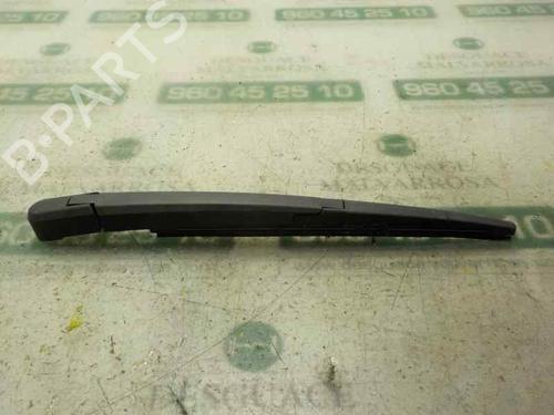 Used Rear windshield wiper arm Rear windshield wiper arm 6681762 6681762