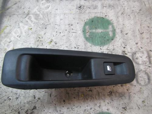 Used Left rear window switch Left rear window switch PEUGEOT 308 II (LB_, LP_, LW_, LH_, L3_) 1.6 THP 125 (125 hp) 3839454 3839454