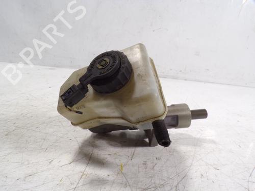 Used Brake master cylinder BMW 1 (E87) 120 d (163 hp) 8844875