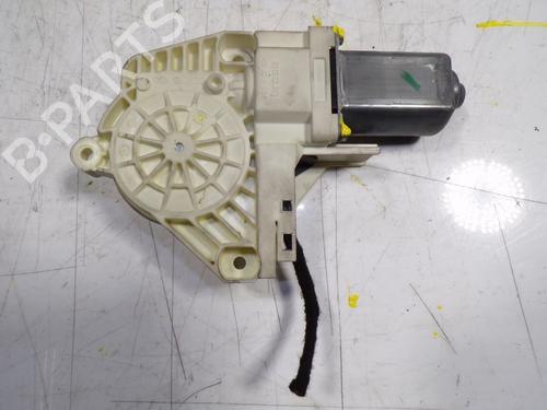 Right rear window motor LAND ROVER RANGE ROVER III (L322) 3.6 D 4x4 | BP8912892E22 