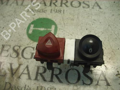 Used Warning switch RENAULT MEGANE II (BM0/1_, CM0/1_) 1.9 dCi (BM0G, CM0G) (120 hp) 3772983