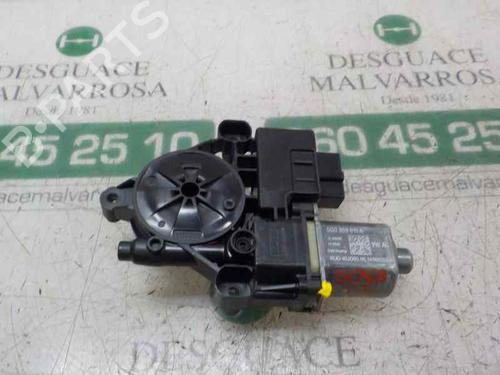 Used Left rear window motor SEAT LEON ST (5F8) 2.0 TDI (150 hp) 4582637