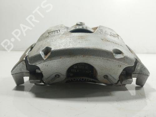 Højre bremsekaliber foran TOYOTA YARIS (_P21_, _PA1_, _PH1_) 1.5 (MXPA11) | BP24575368M104 