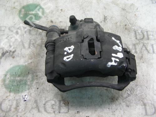 Used Right front brake caliper Right front brake caliper 11555686 11555686