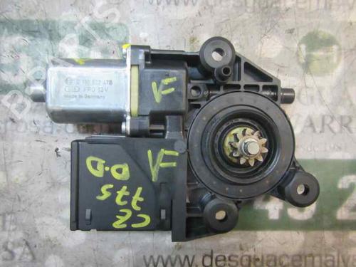 Used Right front window motor Right front window motor RENAULT GRAND SCÉNIC III (JZ0/1_) 1.9 dCi (JZ0J, JZ0N, JZ1K, JZ1S) (131 hp) 4001085 4001085