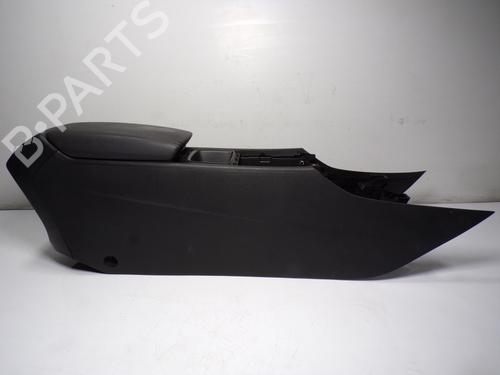 Used Armrest / Center console Armrest / Center console OPEL INSIGNIA B Grand Sport (Z18) [2017-2026] 17075804 17075804
