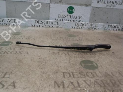Used Front windshield wiper arm PEUGEOT PARTNER MPV (5_, G_) 2.0 HDI (90 hp) 3809049