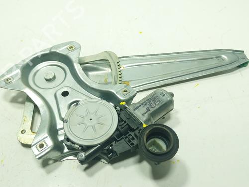 Used Rear right window mechanism TOYOTA YARIS (_P13_) 1.5 (NSP131_) (112 hp) 28289464