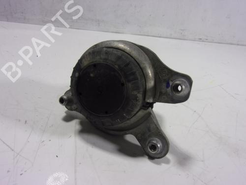Used Engine mount Engine mount MERCEDES-BENZ C-CLASS T-Model (S205) C 220 BlueTEC / d (205.204) (170 hp) 10562451 10562451