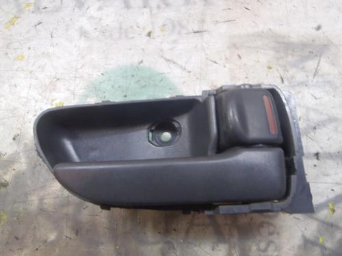 Used Front right interior door handle Front right interior door handle SUBARU IMPREZA Saloon (GD) 2.0 i R AWD (GD9) (160 hp) 4017114 4017114