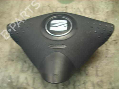 Used Driver airbag SEAT CORDOBA (6K2) 1.9 TDI (90 hp) 3779132