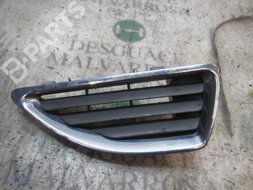 Used Front grille Front grille RENAULT MEGANE I (BA0/1_) 1.9 dTi (BA1U) (80 hp) 3840231 3840231