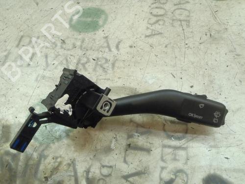 Used Steering column stalk SEAT TOLEDO III (5P2) 2.0 TDI 16V (140 hp) 3820456