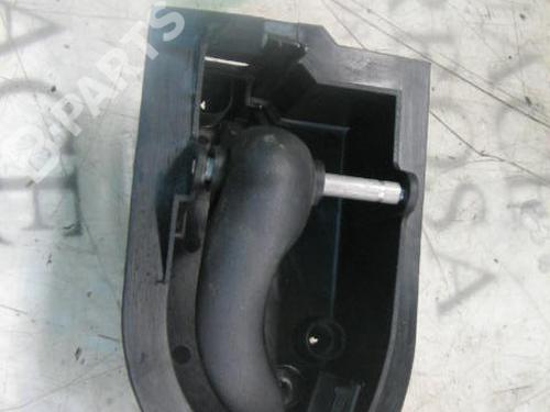 Used Rear left interior door handle Rear left interior door handle FORD MONDEO II (BAP) 1.8 TD (90 hp) 3792985 3792985
