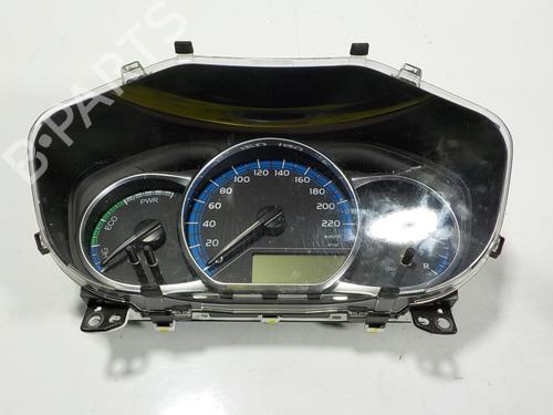 Cockpit TOYOTA YARIS (_P13_) [2010-2020]  11960160