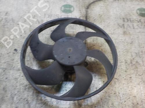 Used Radiator fan RENAULT CLIO III (BR0/1, CR0/1) [2005-2014]  3848368