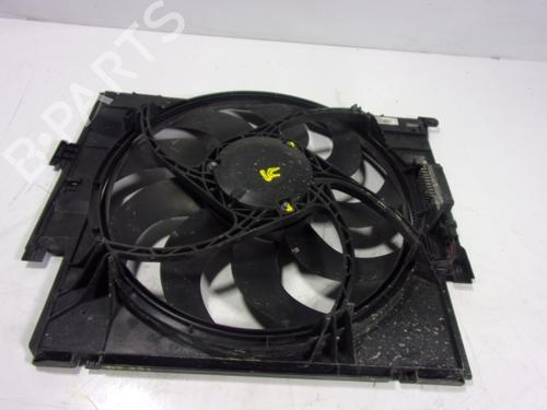 Used Radiator fan Radiator fan BMW 1 (F20) 116 d (116 hp) 10615415 10615415