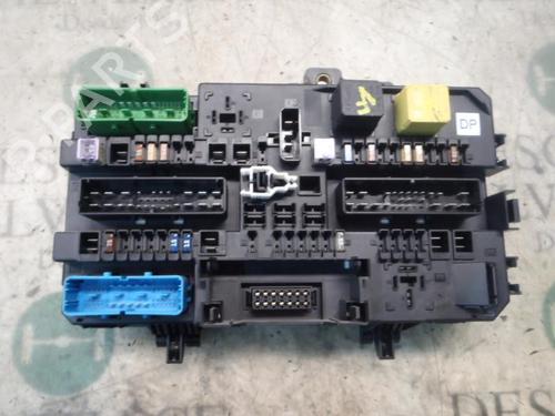 Used Fuse box Fuse box OPEL ASTRA H (A04) 1.7 CDTI (L48) (100 hp) 3797318 3797318