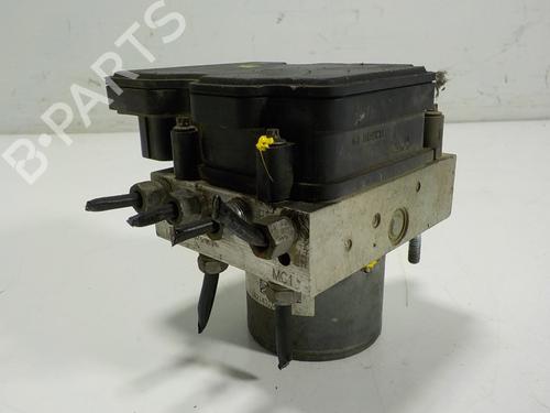 Used ABS pump ABS pump LANCIA VOYAGER MPV (404_) 2.8 CRD (RT, 53) (178 hp) 13621404 13621404