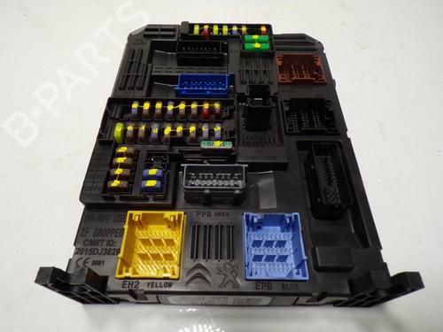Used Fuse box Fuse box OPEL CROSSLAND X / CROSSLAND (P17, P2QO) 1.2 (75) (110 hp) 11525757 11525757