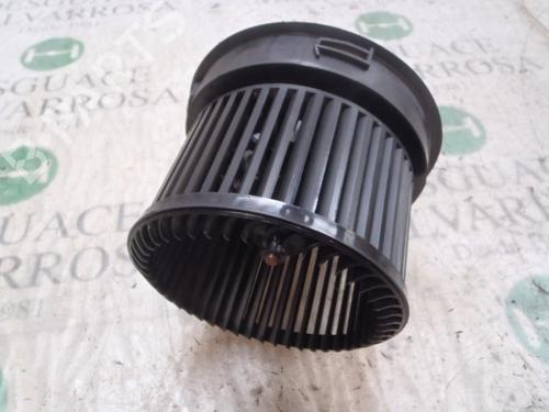 Used Heater blower motor PEUGEOT 207 (WA_, WC_) 1.4 16V (95 hp) 3819405