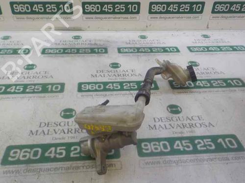 Used Brake master cylinder Brake master cylinder FORD FIESTA VI (CB1, CCN) 1.4 (97 hp) 5211008 5211008
