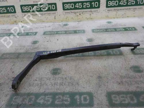Used Front windshield wiper arm Front windshield wiper arm VW PHAETON (3D1, 3D2, 3D3, 3D4, 3D6, 3D7, 3D8, 3D9) 5.0 V10 TDI 4motion (313 hp) 6681703 6681703