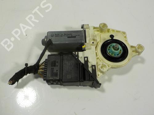 Used Right rear window motor Right rear window motor VW PASSAT B6 (3C2) 2.0 TDI (170 hp) 18293411 18293411