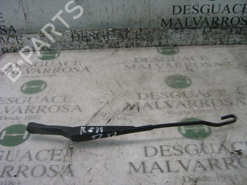 Used Front windshield wiper arm SEAT IBIZA II (6K1) 1.9 TDI (90 hp) 3778814