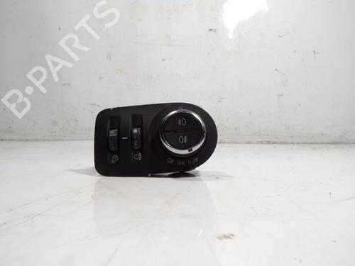 Used Headlight switch Headlight switch OPEL ASTRA K (B16) 1.4 Turbo (68) (125 hp) 9498961 9498961