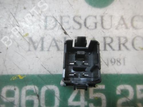 Warning switch VW GOLF V (1K1) 1.9 TDI | BP3878182I22 - Image 2