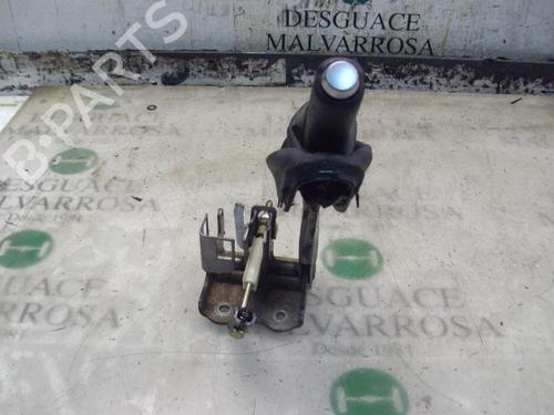Used Hand brake Hand brake CITROËN C5 I (DC_) [2001-2005] 8772648 8772648