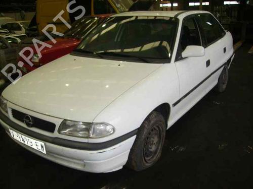 Used Parts VAUXHALL ASTRA Mk III (F) Hatchback (T92) 476050