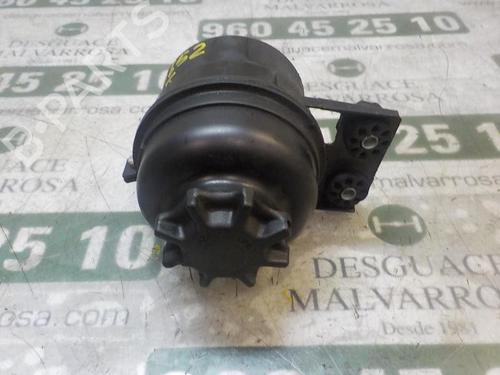 Used Power steering reservoir Power steering reservoir BMW 3 (E90) 320 d (163 hp) 14280590 14280590