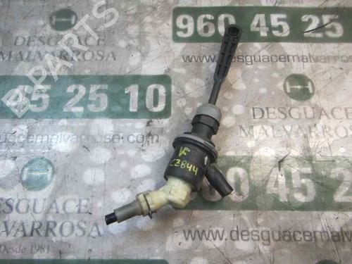 Used Clutch slave cylinder Clutch slave cylinder DACIA DUSTER (HS_) 1.5 dCi (109 hp) 14281177 14281177