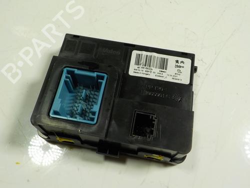 Used Electronic module Electronic module CITROËN C5 AIRCROSS (A_) 1.5 BlueHDi 130 (ACYHZJ, ACYHZR) (131 hp) 10003174 10003174